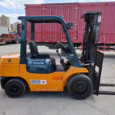 FD30 Toyota 3 Tonnen Gabelstapler mit 1,2 M Gabellänge Original Japan Diesel Gabelstapler