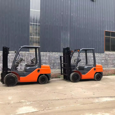 2012 Gebraucht Japan Toyota 3 Tonnen Gabelstapler mit 3 Mast Gabelstapler und automatische manuelle Steuerung