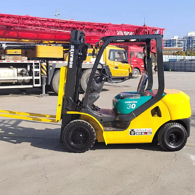 3 Tonnen Gas LPG Gabelstapler Komatsu FD30 Gebraucht Gabelstapler 1,2 M Gabellänge für präzise Handhabung