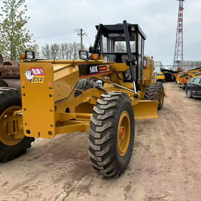 CAT140K Grader in Shanghai Gebraucht CATERPILLAR 140k mit Cummins Motor 17000 KG