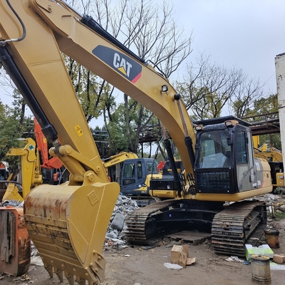 CATERPILLAR 320D Bagger mit 103 kW Leistung und Hydraulikventil in gutem Zustand