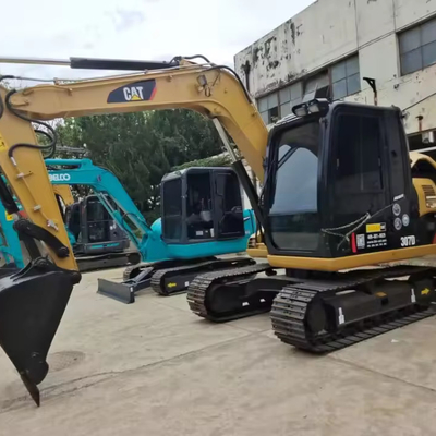 Kleinmaschine Caterpillar 307D mit Betriebsgewicht und Konstruktion von 7193 kg