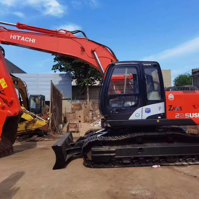 Originale Hydraulikzylinder für den Hitachi Bagger 225UR