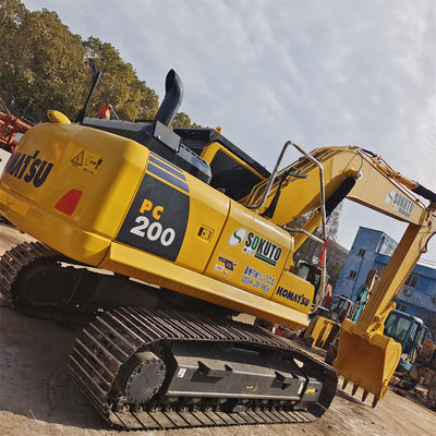 120kw Komatsu PC200-8 Gebrauchtbagger 20 Tonnen Crawler im Produktionswerk in Japan