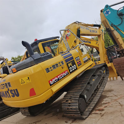 Gebrauchtes Komatsu PC220-8 Bagger mit 22 Tonnen Betriebsgewicht und gebrauchtem Schuh
