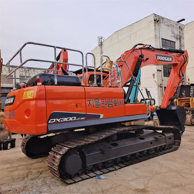 Top-Rating Gebraucht Doosan DX300 Bagger mit 151KW Leistung und Track Schuhe aus Korea