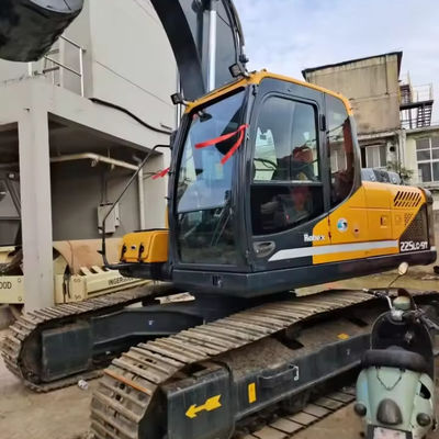 Gebrauchtes Hyundai 215LC-9 Bagger mit 21500 KG Maschinengewicht und Trackschuhe aus Korea