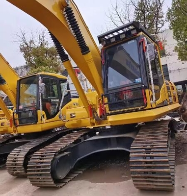 Gebrauchtes Komatsu PC200-8 Bagger mit Original-Hydraulikzylinder in Shanghai Japan