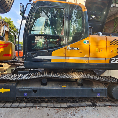 Hyundai 225 Bagger mit 1,2 M3 Eimer Kapazität und maximale Grabungshöhe von 9840MM