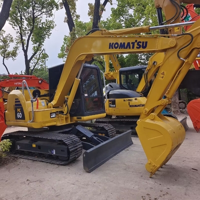 Gebrauchtes Komatsu PC60-8 Bagger mit Komatsu S4D95LE-3 Motor in gutem Zustand