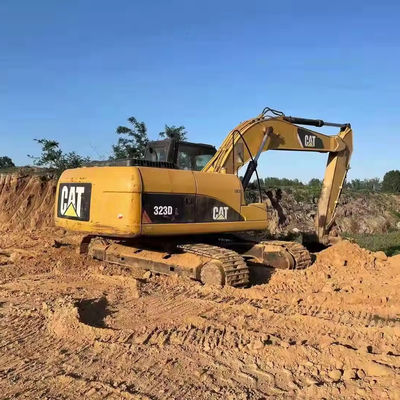 2018 CAT 323D2L Hydraulikbagger mit 1200 Arbeitsstunden in ausgezeichnetem Zustand