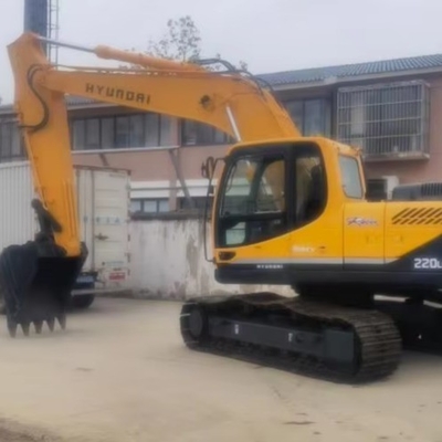 Max Gräberradius 2750 Gebraucht Hyundai 215LC-9 Crawler Bagger in Shanghai